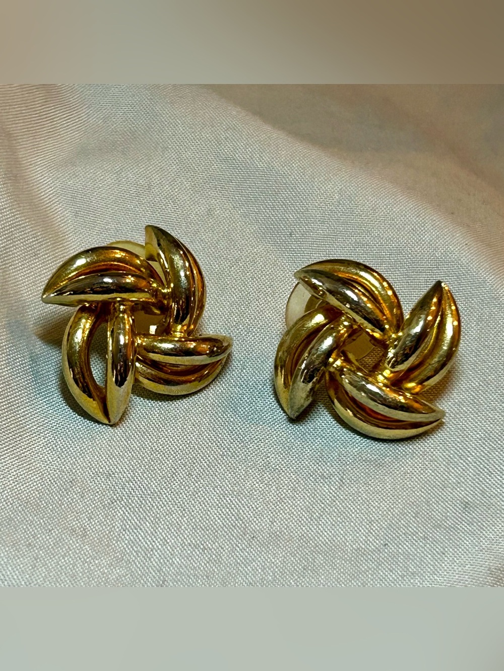 Gold Knot Swirl Clip-On Earrings - Women Jewelry